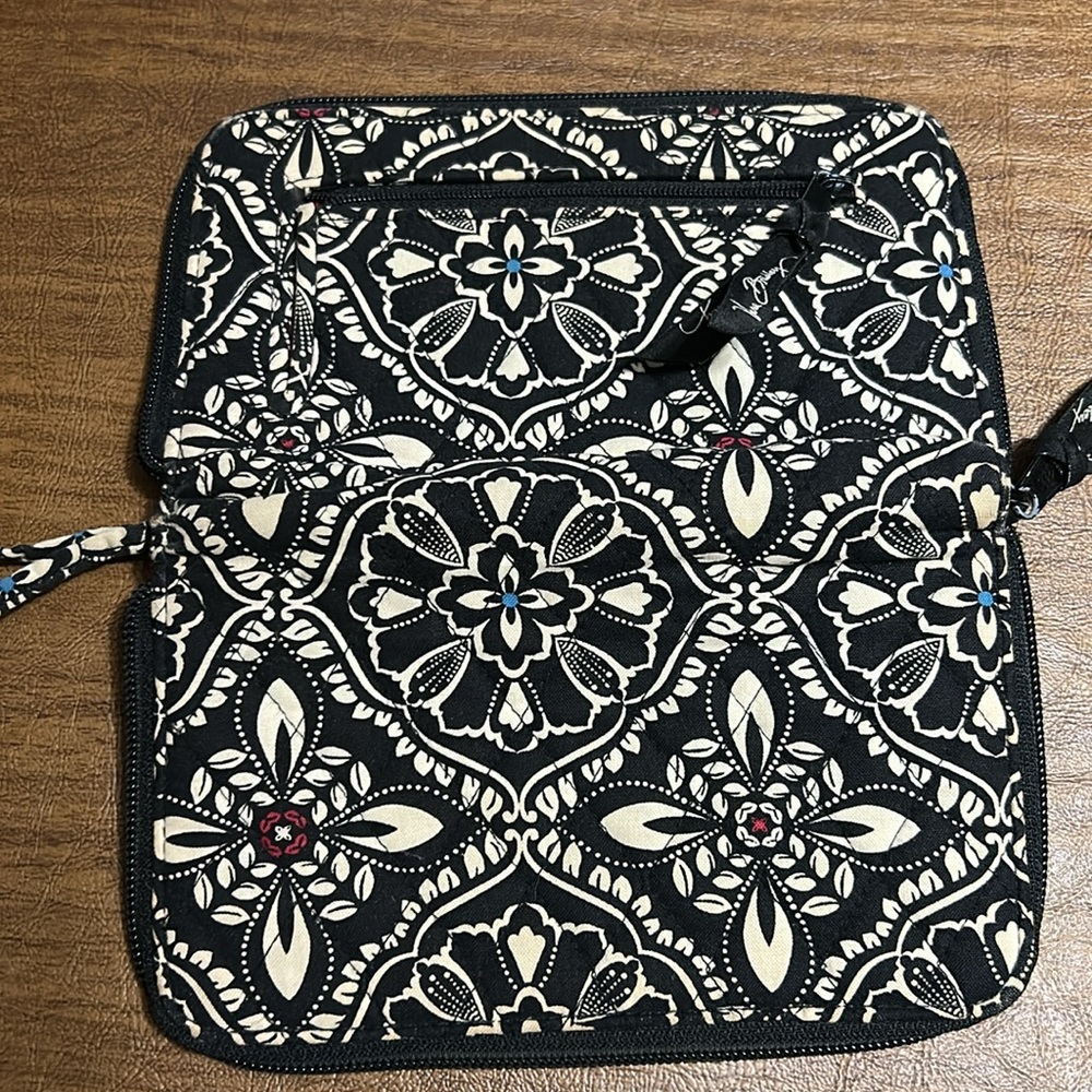 Vera Bradley clutch black red and white - Picture 3 of 7
